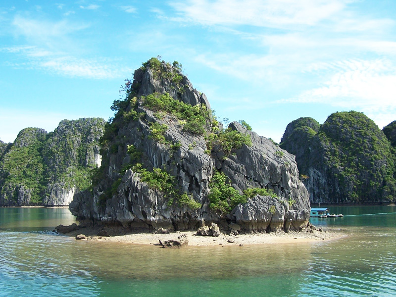 ハロン湾の岩