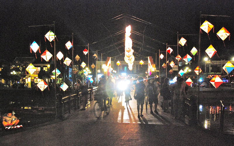 ホイアンのランタン祭り