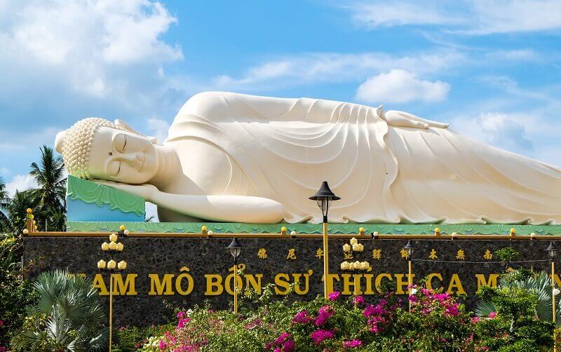 永長寺の巨大な大仏