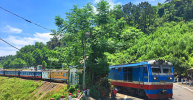 ダナンフエ間のベトナム列車