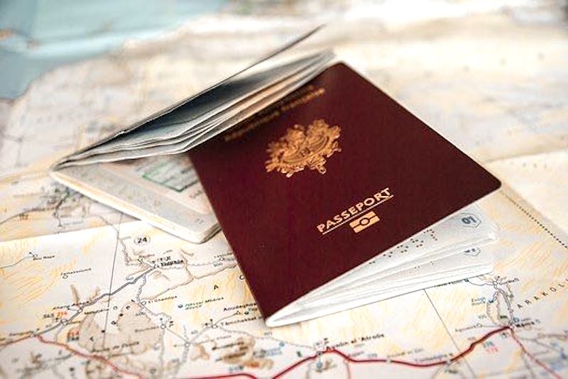 パスポートやクレジットカードを紛失したときの対処法