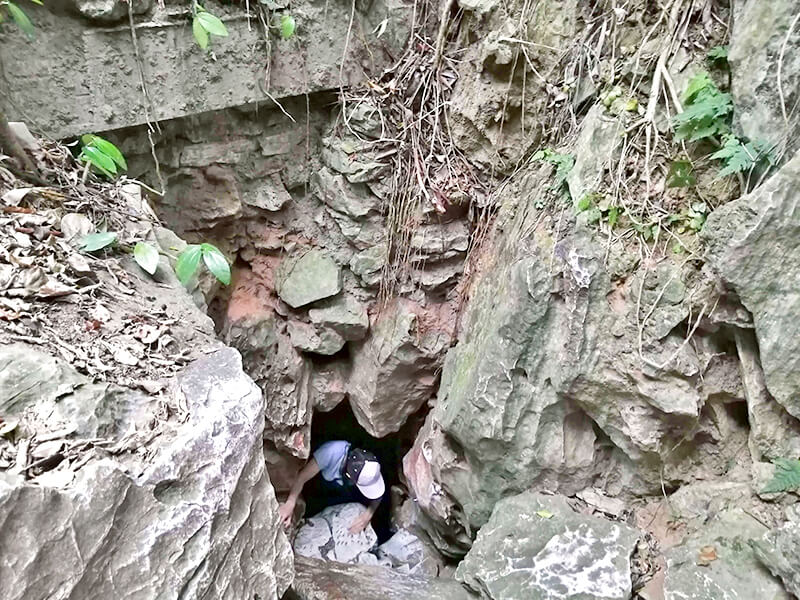 バントン洞窟の抜け穴