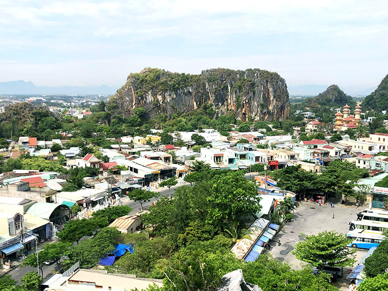 五行山の全体 - ダナン観光の定番「五行山」パーフェクトガイド | 行き方、入場料、所要時間など