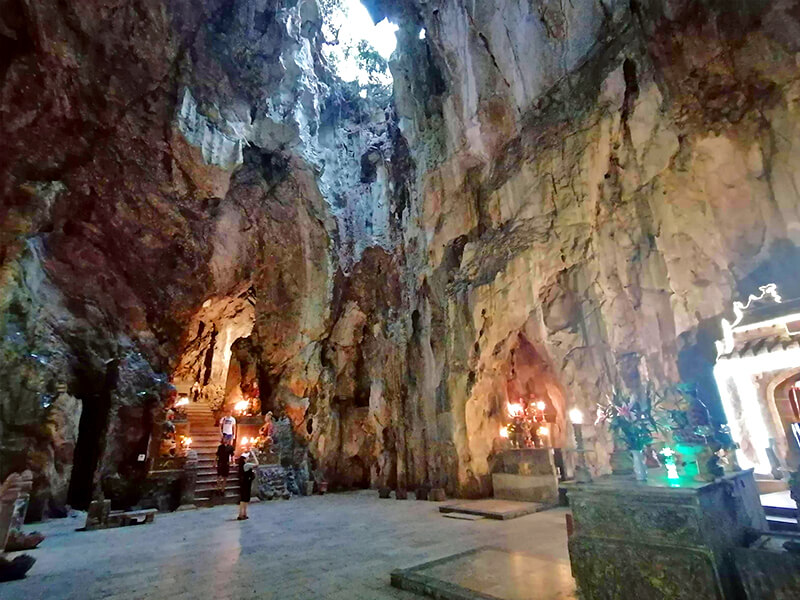 フエンホン洞窟 - ダナン観光の定番「五行山」パーフェクトガイド | 行き方、入場料、所要時間など