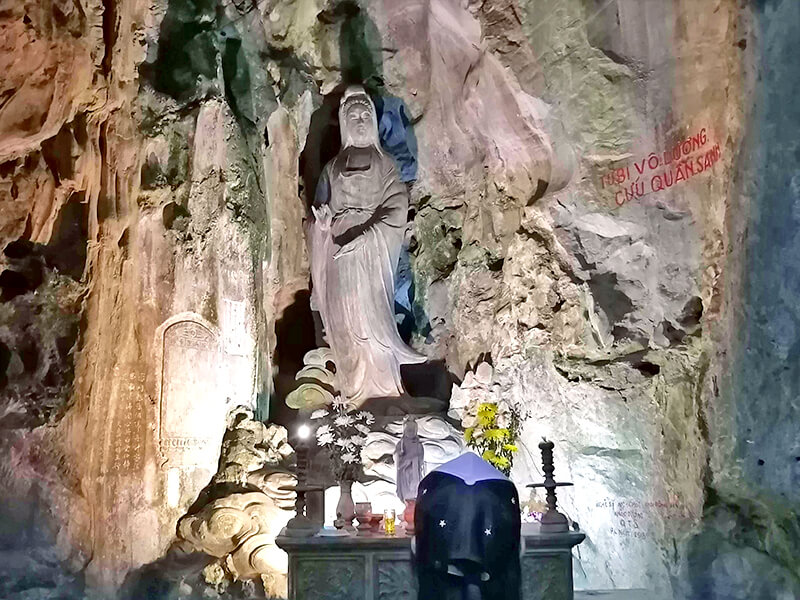 ホアギエム洞窟のレディブッダ - ダナン観光の定番「五行山」パーフェクトガイド | 行き方、入場料、所要時間など