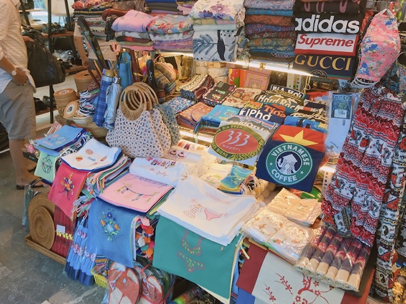 年最新版 ホーチミン1区のショッピングモール10選 人気ブランドやお土産店も入居中 ベトナム旅行とベトナム 情報 アンコールワット旅行とアンコールワット情報 年最新版 ホーチミン1区のショッピングモール10選 人気ブランドやお土産店も入居中 ベトナム旅行とベトナム 情報 アンコールワット旅行とアンコールワット情報