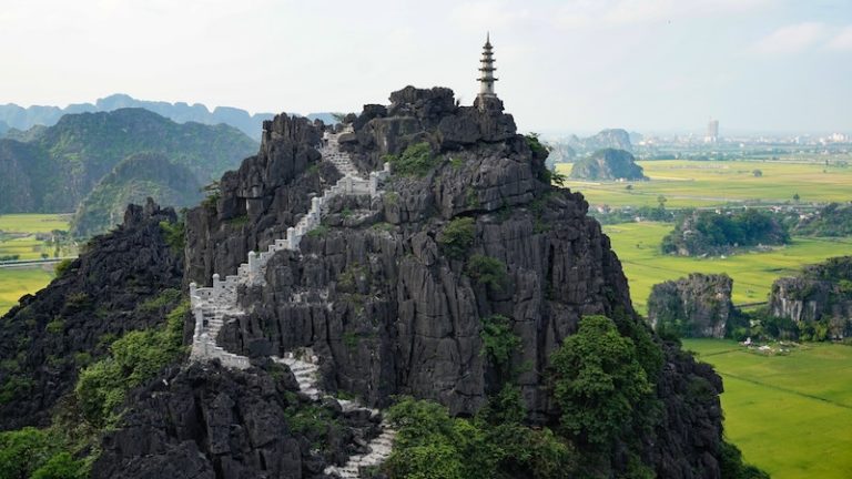 【全8種】ベトナムの世界遺産一覧!絶景から歴史を感じられる街並みまで徹底解説します。