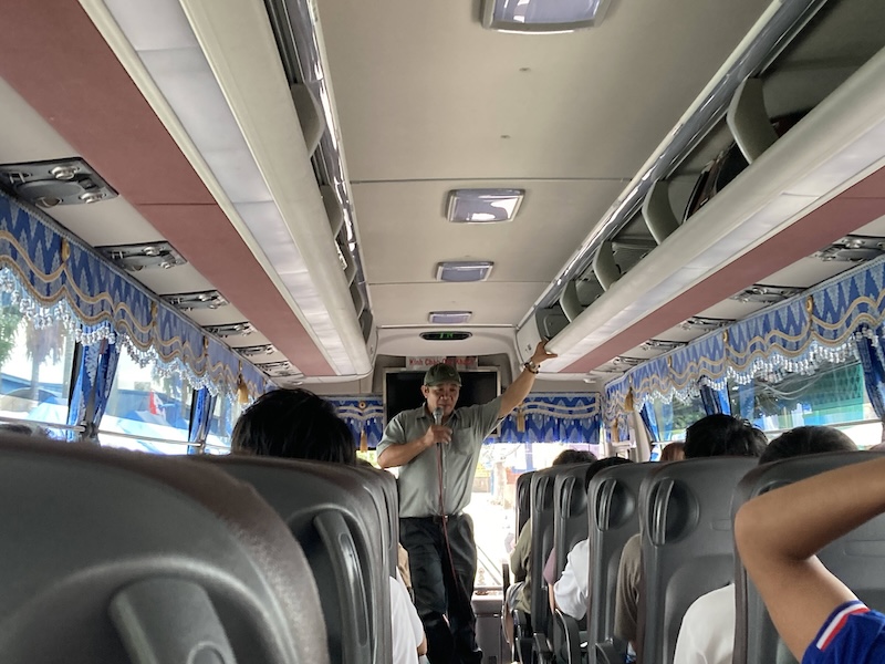 ベンタン市場で降車