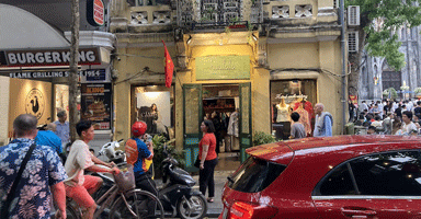 ハノイのシニア旅行