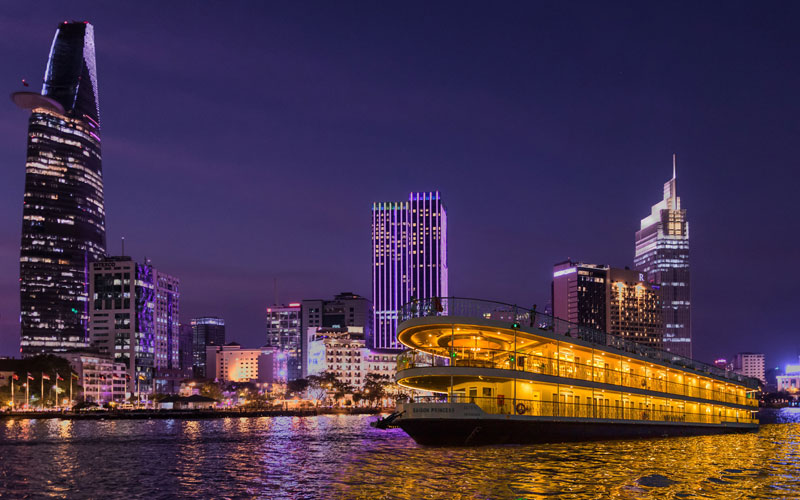 サイゴン川のディナークルーズ