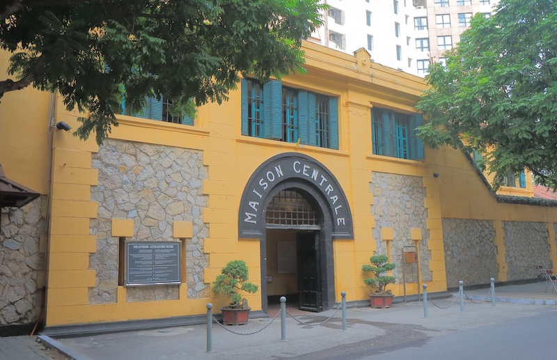 ホアロー収容所