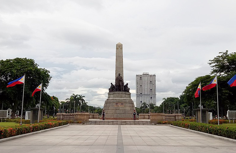 リサール　フィリピン・セブ島の歴史と魅力