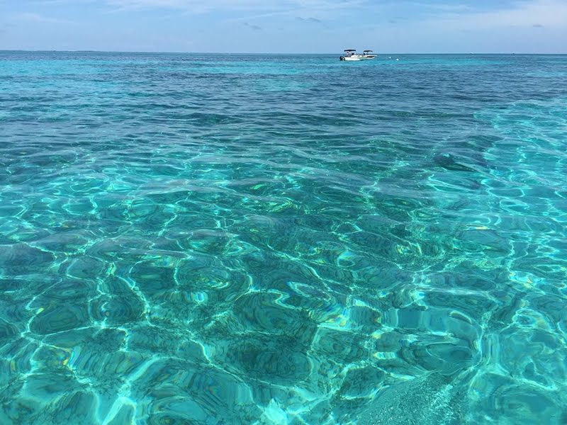 セブ屈指の離島、ヒルトゥガン島を徹底解説！セブで最も美しい海と言われているビーチ、マリンスポーツ情報、日本語ツアー