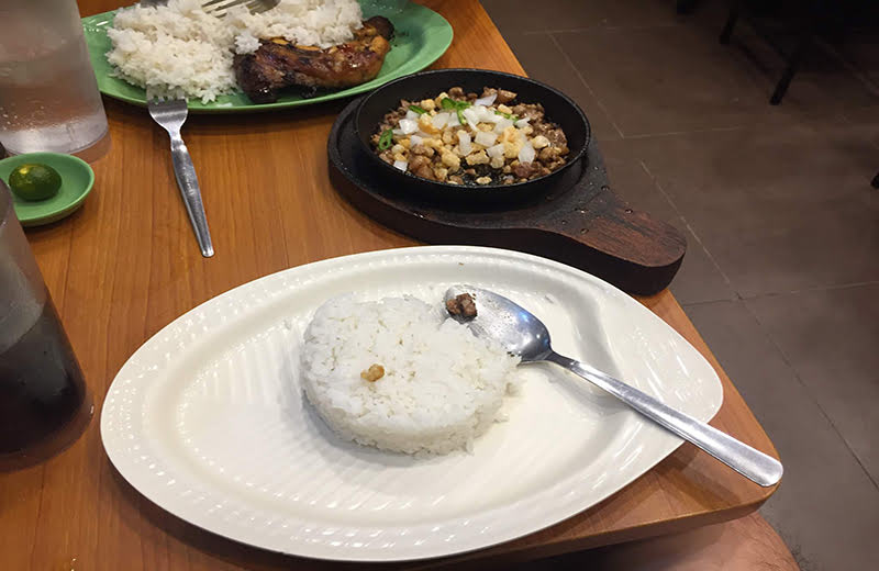  セブのご飯食べ放題レストラン『INASAL』に行ってみたレビュー