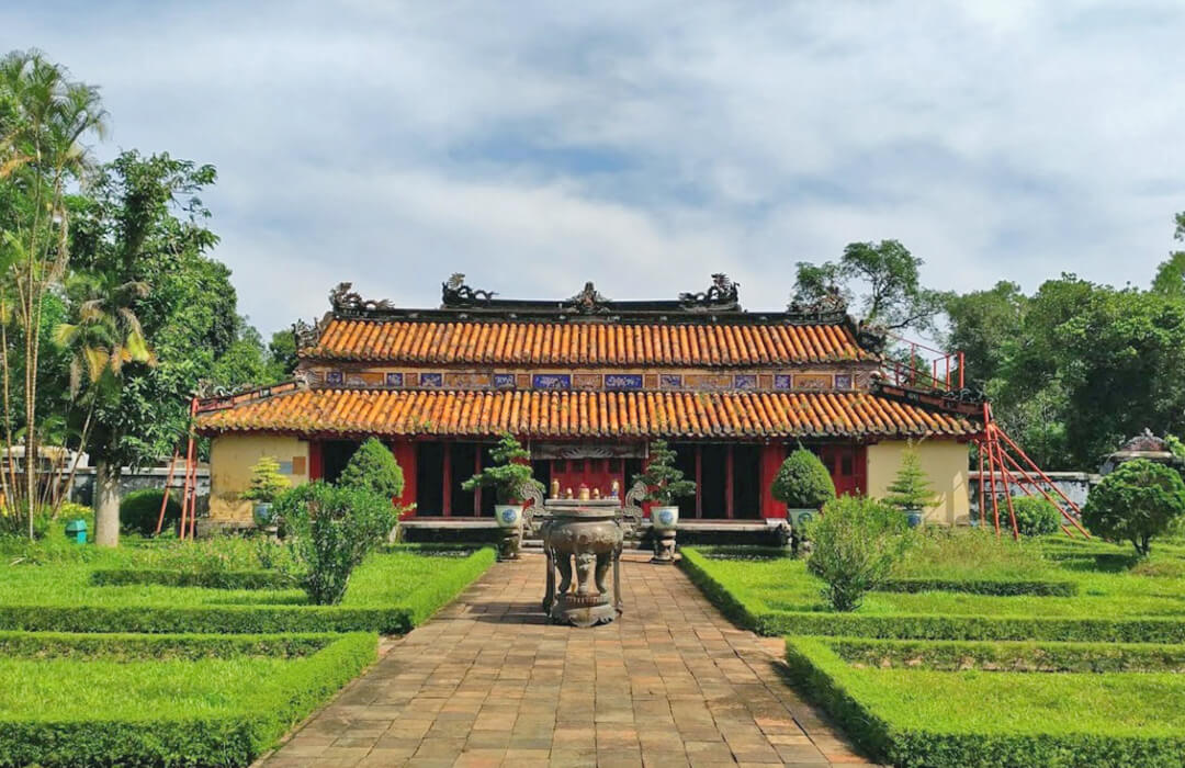 ザーロン帝廟遺跡 Gia Long ザーロン帝廟遺跡 Gia Long