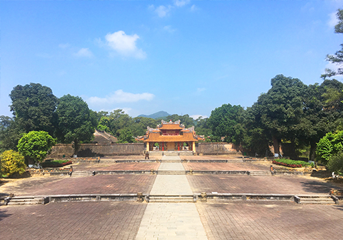ミンマン帝廟の風景