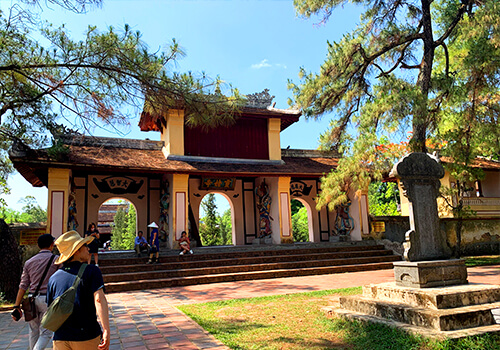 フエ王宮 ティエンムー寺 フエ王宮 ティエンムー寺