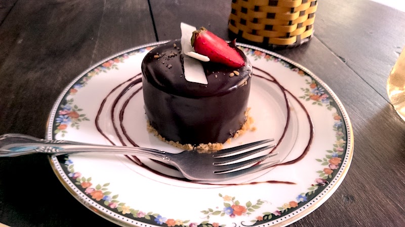 teaspoonの手作りケーキ チーズケーキやその他多数ディスプレイ