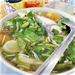 やっぱり美味しいローカル食堂 / ティンタン（Thien Tan）