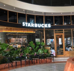 Starbucks（スターバックス）