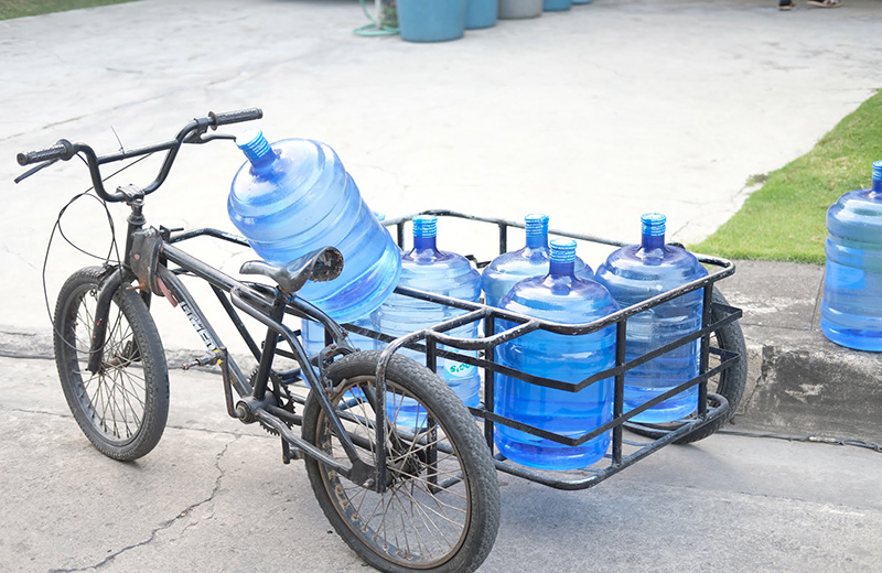 ヤンゴンで販売されているお水