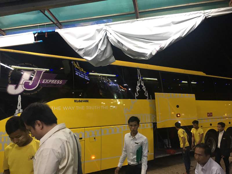 バンコク⇒ミャンマーの国境超えバス
