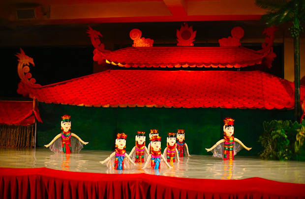 《ベトナムの伝統演劇》タンロン水上人形劇チケット<千年の歴史を感じる>