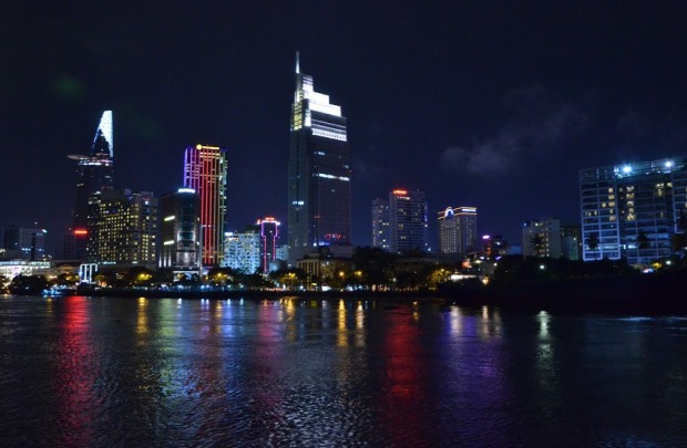 【貸切/夜の定番】ホーチミンの夜景を楽しむーサイゴン川ディナークルーズ