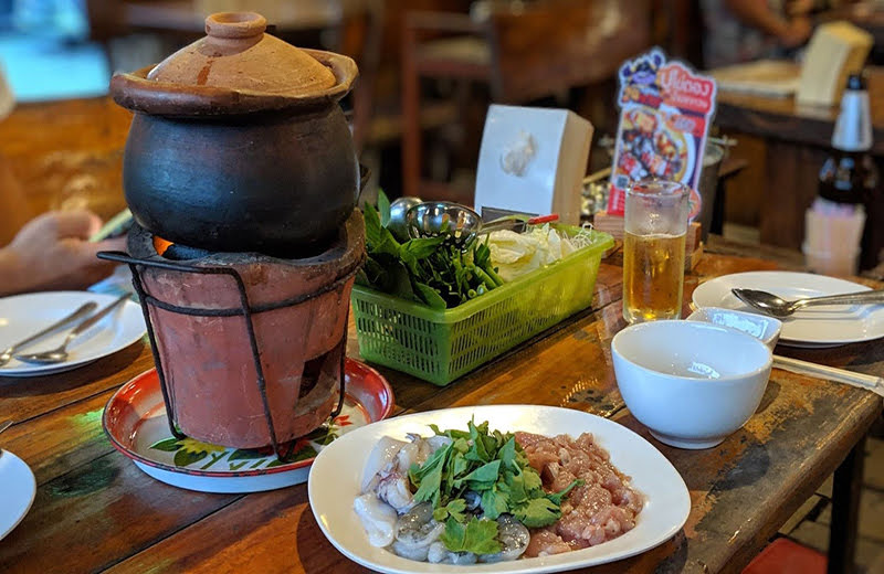 バンコクで肉料理を食べたい方へおすすめ ティーラープスーン チムチュム