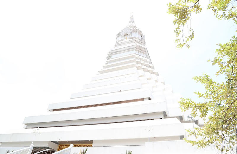 バンコクの最強インスタ映え寺院・エメラルド寺院 ワットパクナム