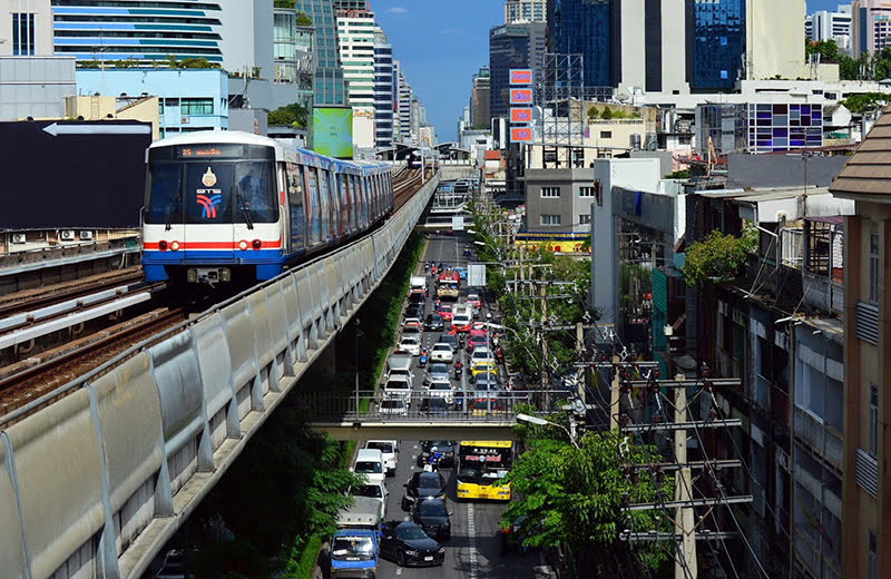 バンコクの空港から市街地まで移動 タクシー・空港専用バス・電車（MRT）、Grab（グラブ）