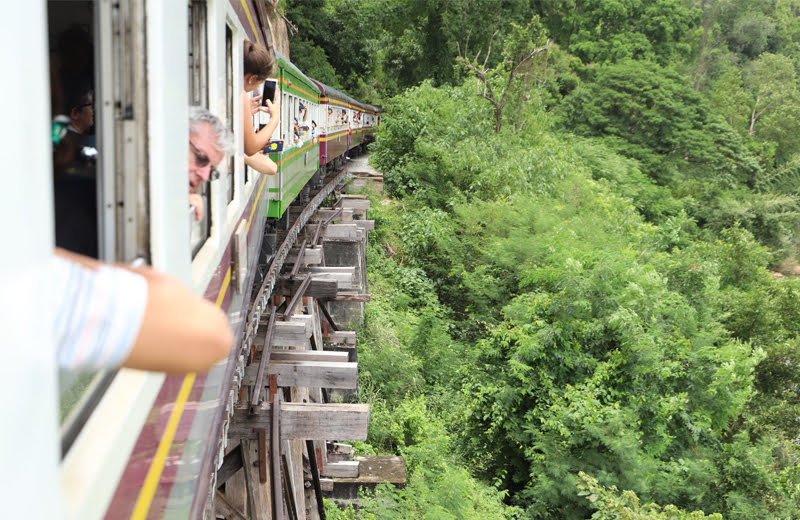 戦場にかける橋、バンコクの「カンチャナブリ泰緬鉄道」は日本語ガイドツアーが絶対におすすめ