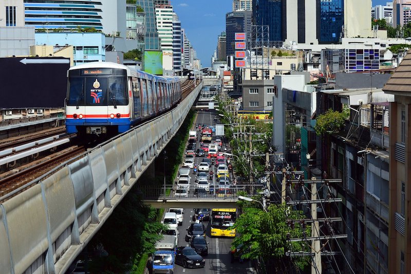 バンコク【スワンナプーム空港】から市内へのアクセス（移動）方法