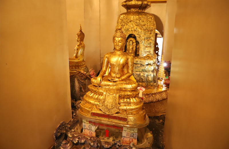 バンコクの『地獄寺ワットパイロンウア』への最新の行き方と見どころ